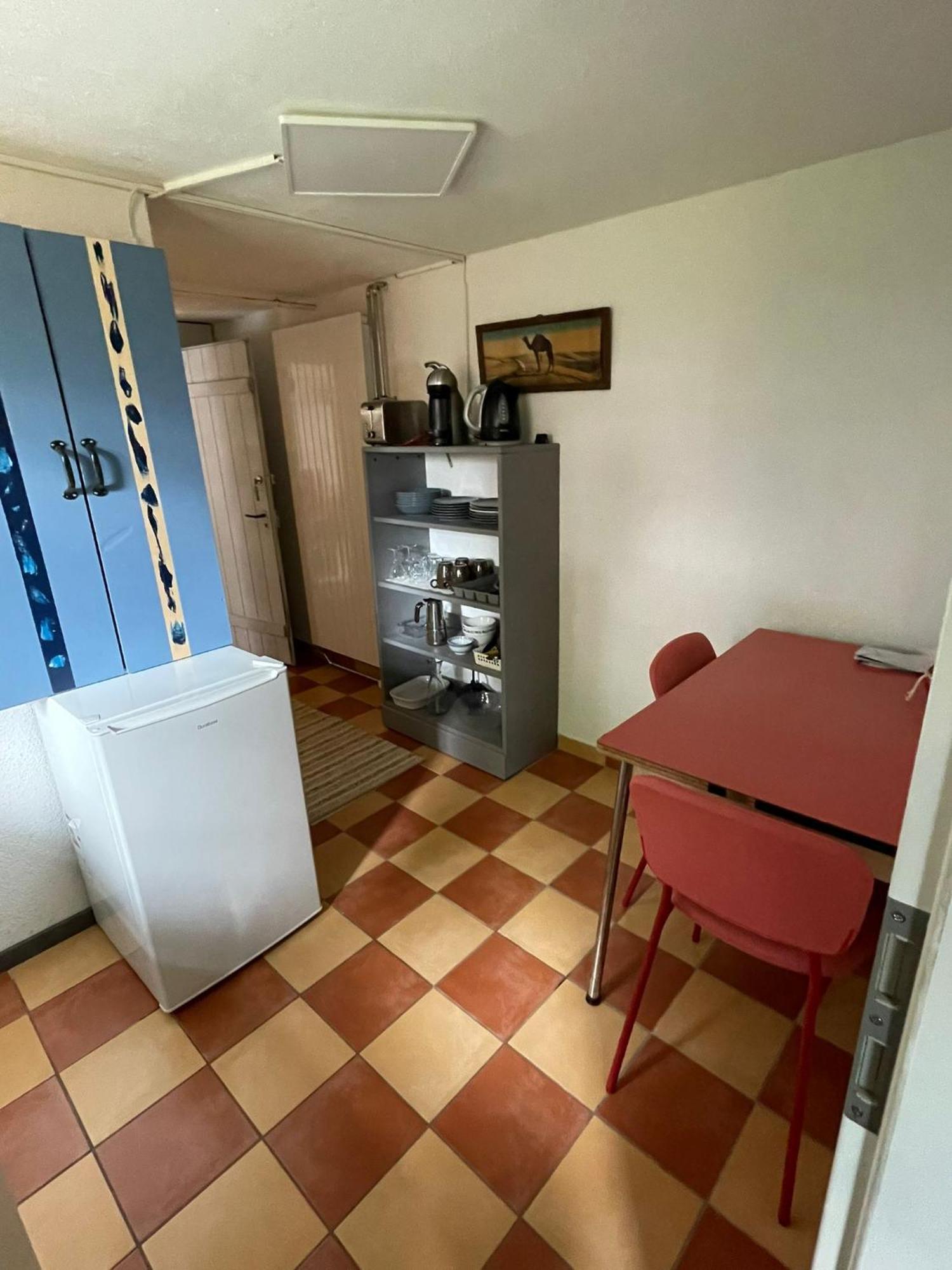 Appartement 1 Piece Entresol 30 M2 Proche Du Centre Et Bain Thermal Yverdon-les-Bains Exterior photo